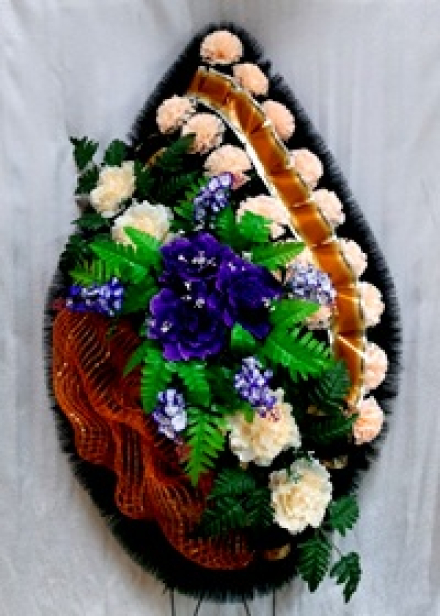 Венок ритуальный ВР-268 выс.140см.