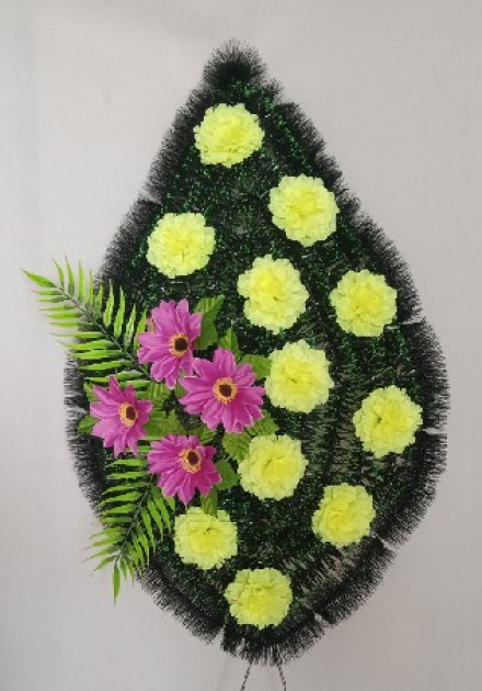 Венок ритуальный ВР-244 выс.120см.