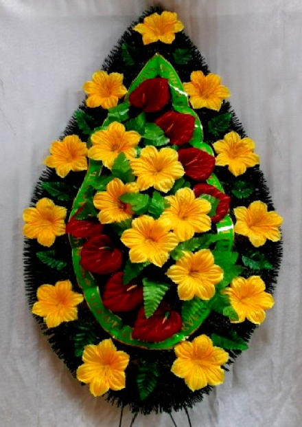 Венок ритуальный ВР-135 выс.140см.