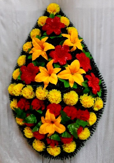 Венок ритуальный ВР-161 выс.140см.