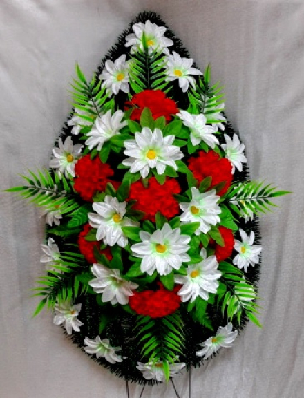 Венок ритуальный ВР-209 выс.140см.