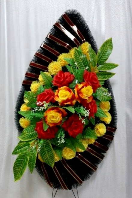 Венок ритуальный ВР-198  выс.150см.