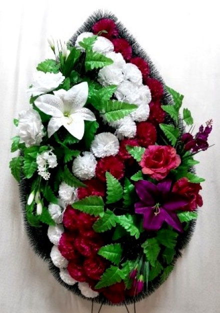 Венок ритуальный ВР-201 выс.140см.