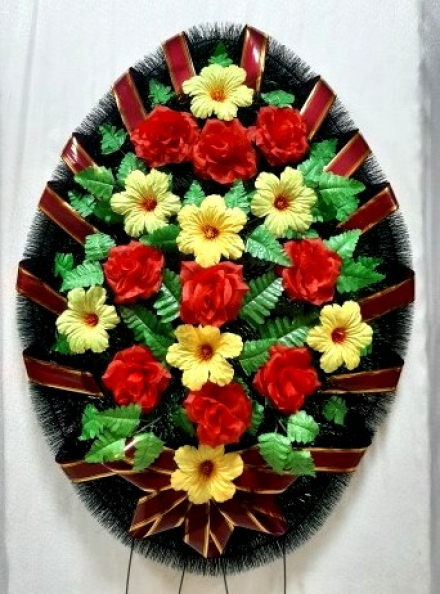 Венок ритуальный ВР-220 выс.140см.