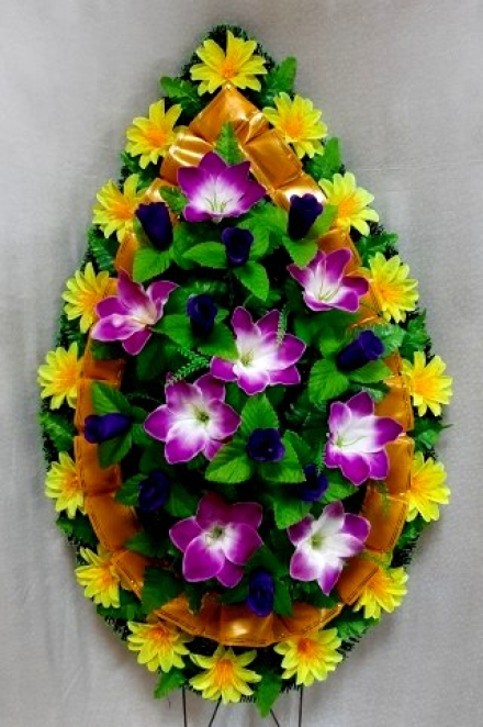 Венок ритуальный ВР-37/2 выс.140см