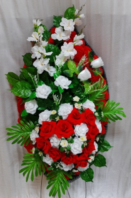 Венок ритуальный ВР-237 выс.140см.