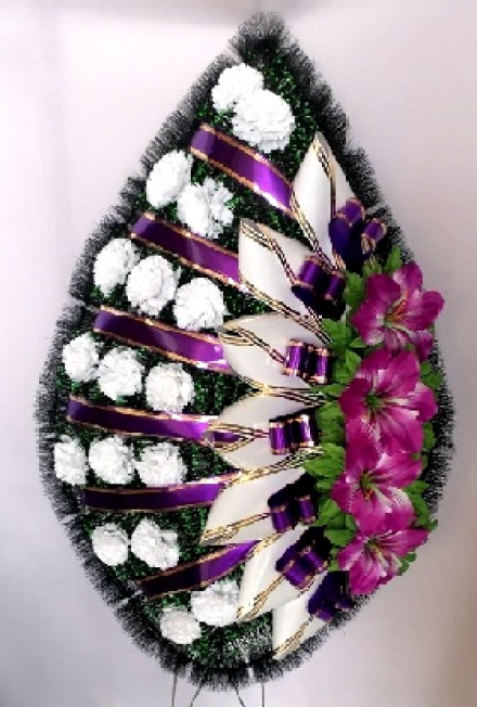 Венок ритуальный БВ-48 выс.140см.