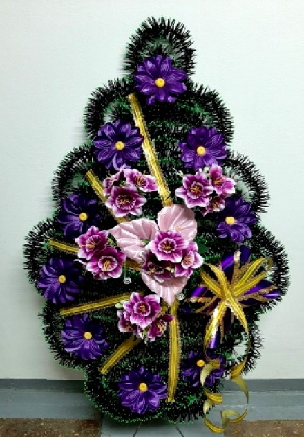 Венок ритуальный ВР-294 выс.125см.