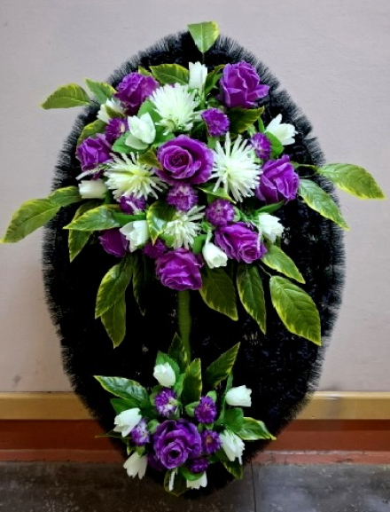 Венок ритуальный ВР-301 выс.150см.