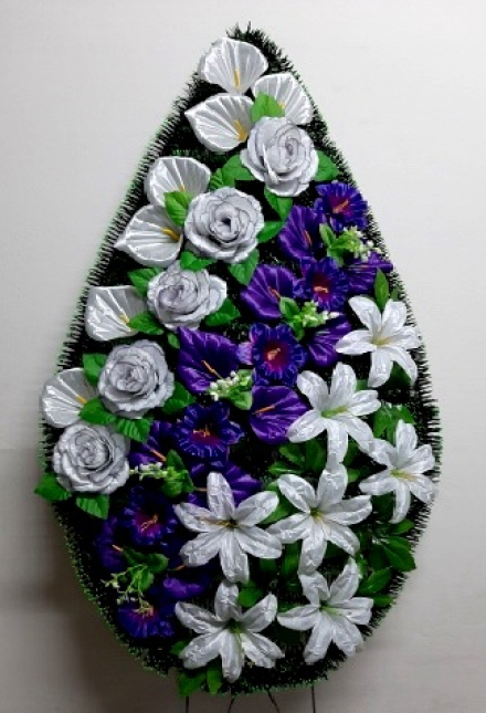 Венок ритуальный ВР-306 выс.150см.