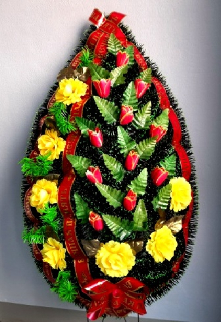 Венок ритуальный ВР-196 выс.140см.