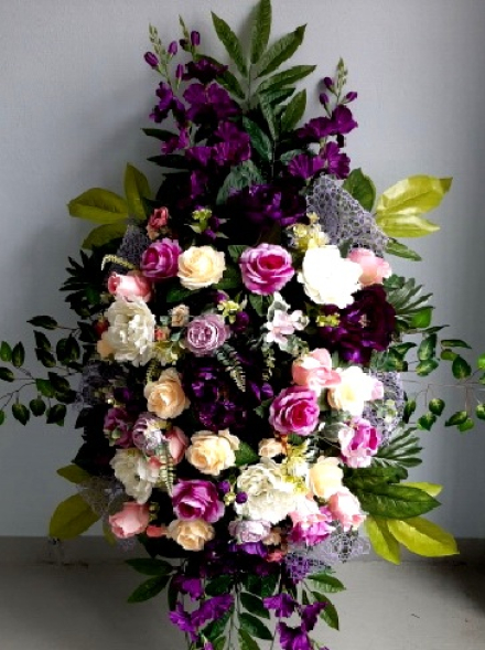 Венок ритуальный ВР-315 выс.140см.