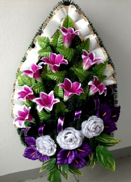 Венок ритуальный ВР-322 выс.140см.