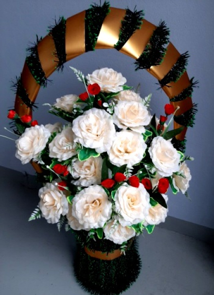 Корзина ритуальная КР-147 высота 100см.