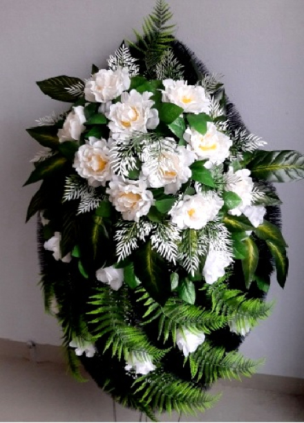 Венок ритуальный ВР-339, выс.140см.