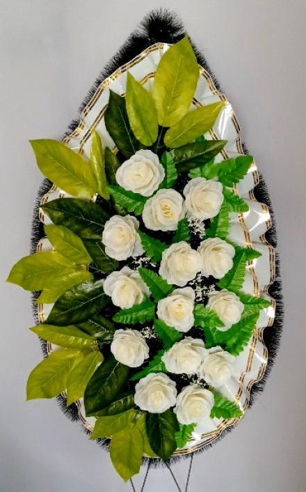 Венок ритуальный БВ-116  выс.140см.