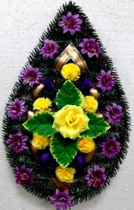 Венок ритуальный ВР-33/2 выс.120см.