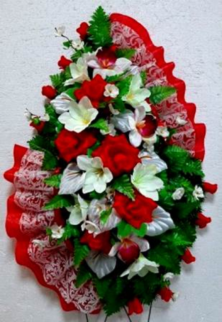 Венок ритуальный ВР-94/1 выс.140см.