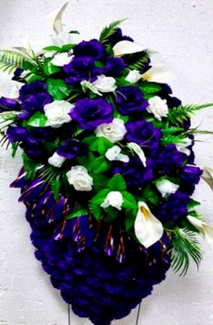 Венок ритуальный ВР-120/1 выс.160см.