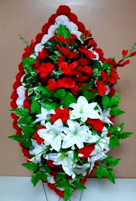 Венок ритуальный ВР-149 выс.160см.