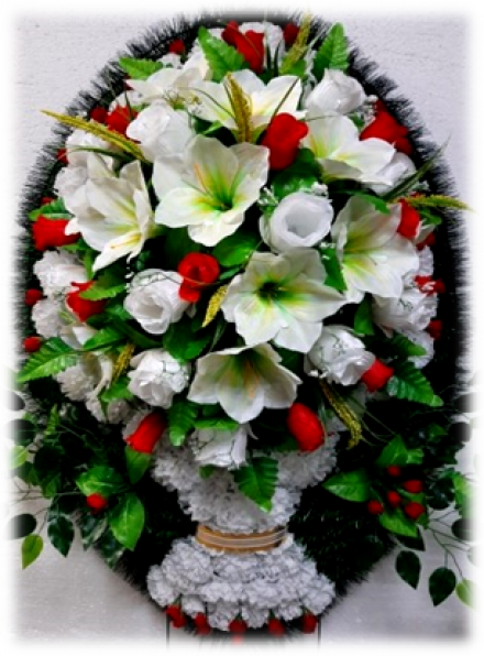 Венок ритуальный ВР-109 выс.155см.