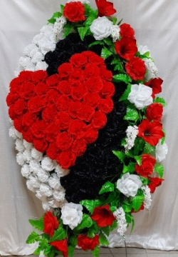 Венок ритуальный ВР-248 выс.150см.